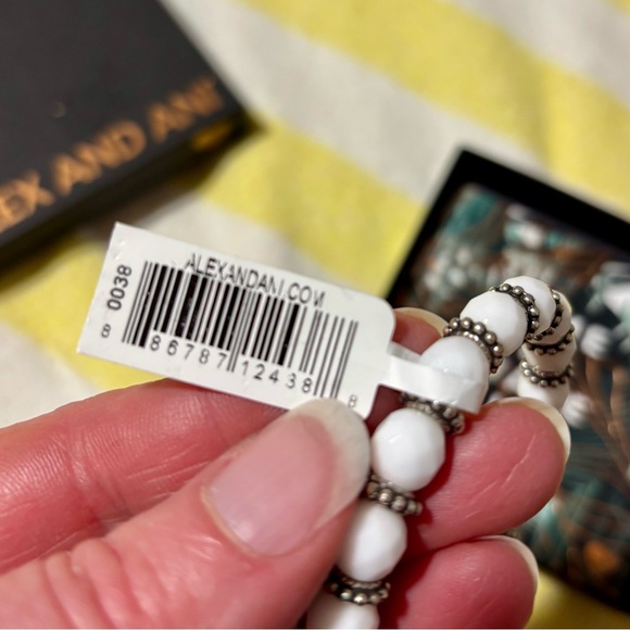 Alex and Ani Spirit Wrap, Cloud, White and Silver Beaded Bracelet, NWT - Picture 8 of 9
